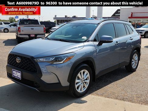 Used 2023 Toyota Corolla Cross LE FWD image 1