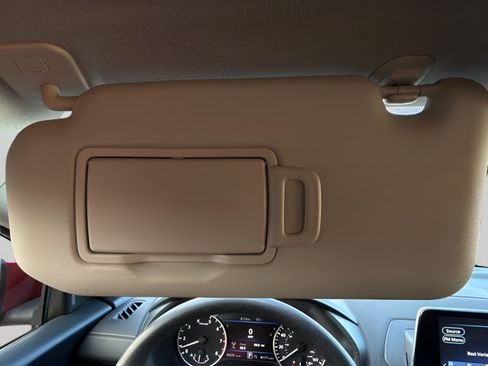 Certified 2024 Nissan Sentra SV FWD image 29