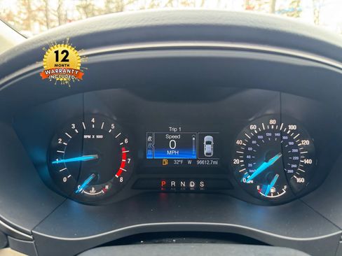 Used 2017 Ford Fusion SE image 33