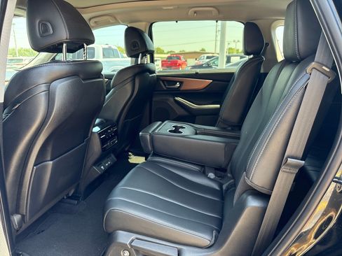 Used 2022 Acura MDX FWD w/ Technology Package image 8
