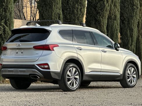 Used 2019 Hyundai Santa Fe AWD image 4