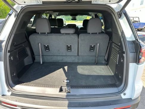 New 2026 GMC Acadia Elevation AWD/4WD image 16