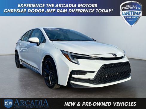 Used 2023 Toyota Corolla SE FWD image 7