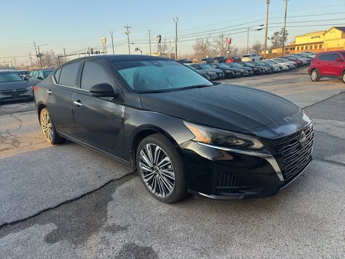 Used 2024 Nissan Altima 2.5 SL image 4