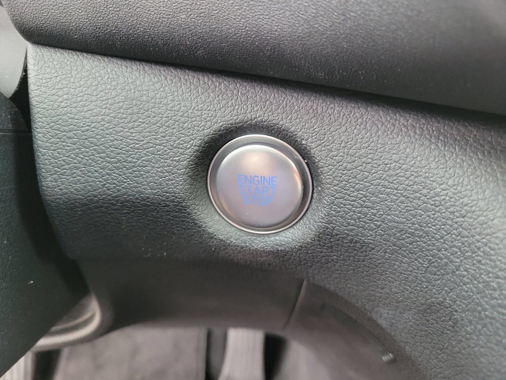 Certified 2023 Hyundai Santa Fe SEL FWD image 33