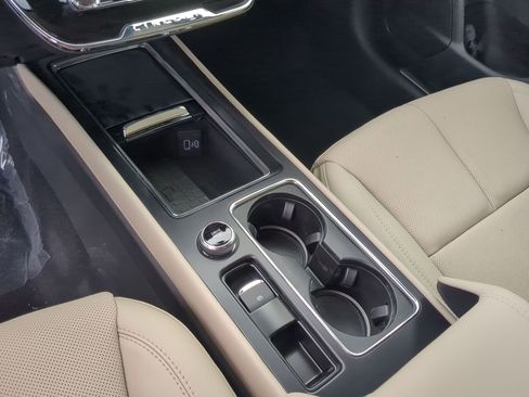 New 2026 Lincoln Corsair Reserve FWD image 20