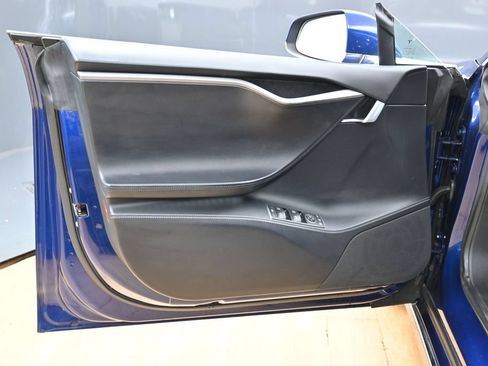 Used 2020 Tesla Model S Long Range Plus AWD/4WD image 44