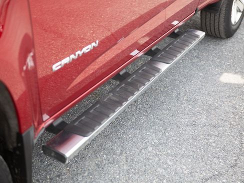 Used 2018 GMC Canyon SLE w/ SLE Convenience Package image 12