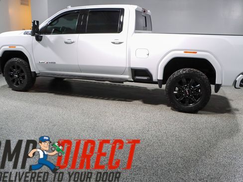 Used 2024 GMC Sierra 2500 AT4 w/ AT4 Premium Plus Package AWD/4WD image 10