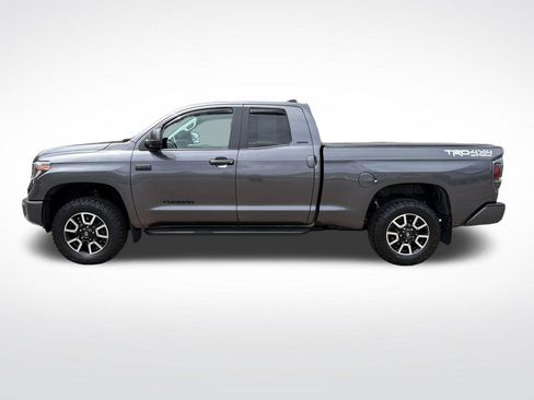 Used 2021 Toyota Tundra Limited w/ Limited Premium Package AWD/4WD image 2
