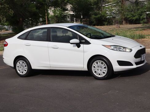 Used 2016 Ford Fiesta S FWD image 2