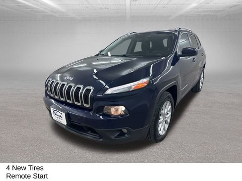 Used 2015 Jeep Cherokee Latitude w/ Comfort/Convenience Group image 7