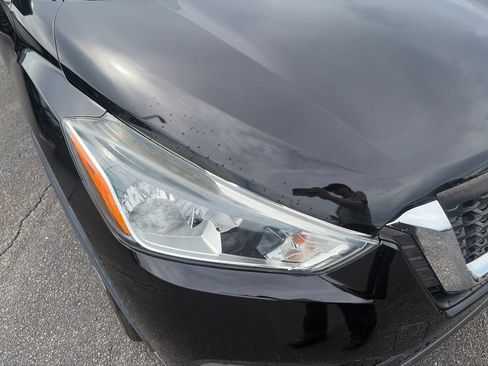Used 2020 Nissan Kicks S FWD image 19