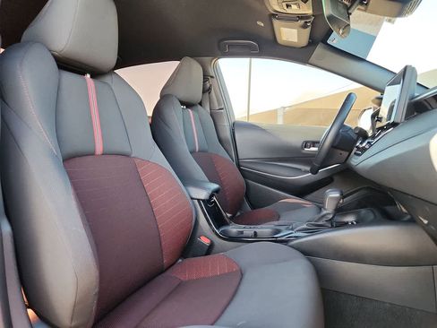 Used 2024 Toyota Corolla SE image 18