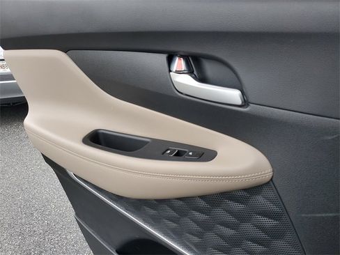 Used 2023 Hyundai Santa Fe Limited w/ Cargo Package image 30