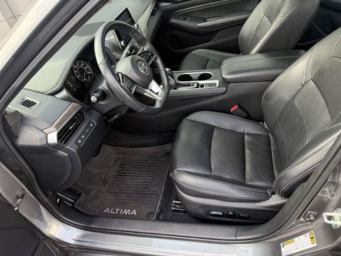 Used 2019 Nissan Altima 2.5 Platinum AWD/4WD image 11