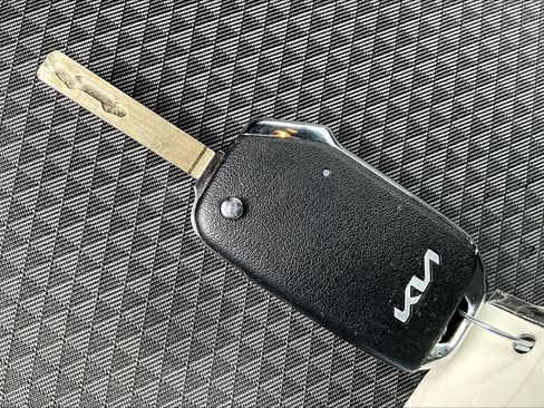Used 2024 Kia Soul LX w/ Option Group 015 FWD image 15