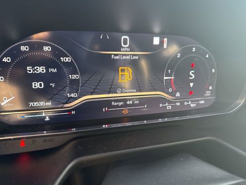 Used 2022 GMC Yukon XL SLT image 12