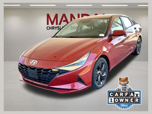 Used 2021 Hyundai Elantra SEL w/ Cargo Package FWD image 1