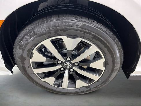 New 2026 Honda Odyssey EX-L image 10