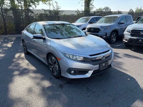 Used 2016 Honda Civic EX-T image 3