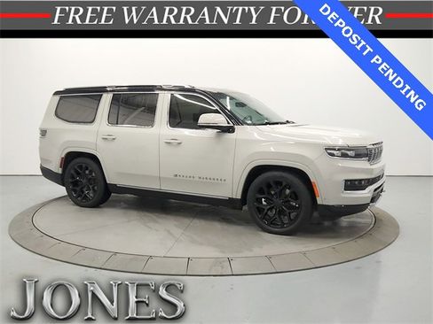 Used 2022 Jeep Grand Wagoneer Series III w/ Rear Seat Video Group 1 image 1