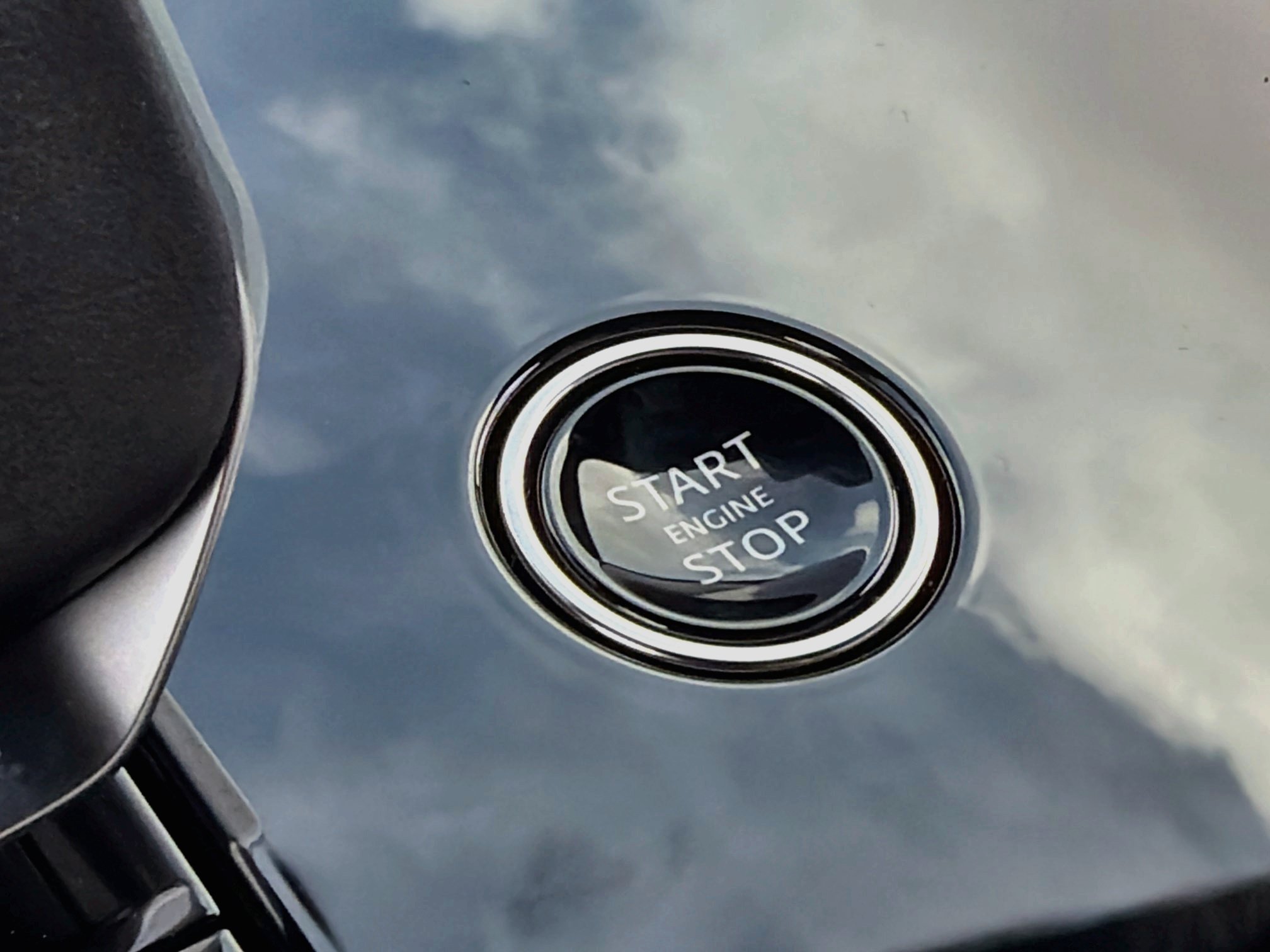 New 2027 Land Rover Range Rover Sport SE AWD/4WD image 38