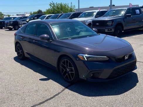 Used 2024 Honda Civic Sport Touring image 2