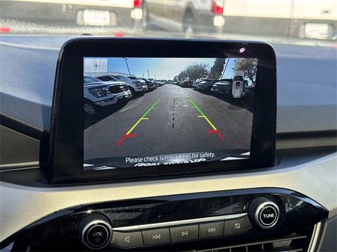 Used 2020 Ford Escape SEL image 11