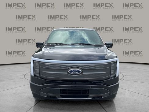 Used 2023 Ford F150 Lightning Lariat image 8