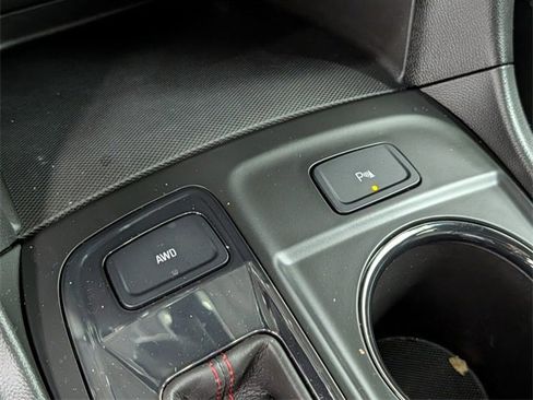 Certified 2022 Chevrolet Equinox RS image 25