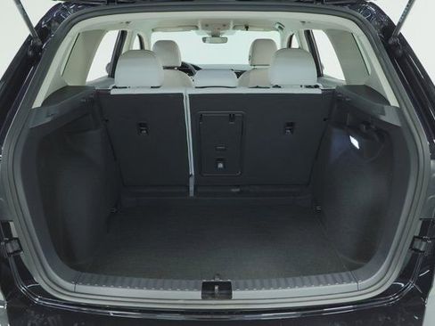 New 2025 Volkswagen Taos SE image 34