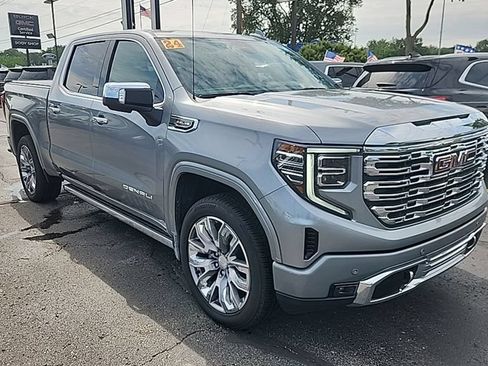 Used 2024 GMC Sierra 1500 Denali AWD/4WD image 18