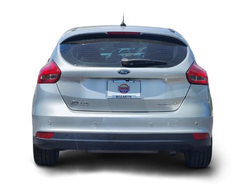 Used 2017 Ford Focus Titanium FWD image 4