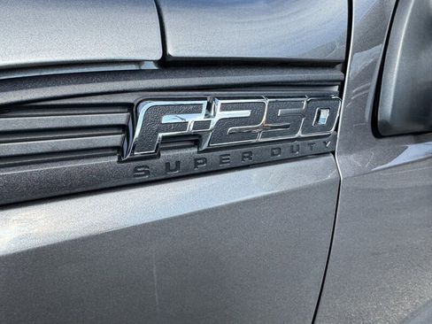 Used 2011 Ford F250 XL image 12