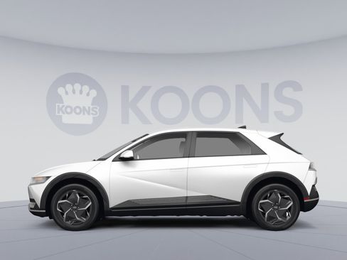 Used 2024 Hyundai Ioniq 5 SEL image 2
