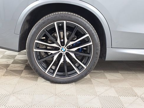 Used 2024 BMW X5 sDrive40i w/ M Sport Package RWD image 9