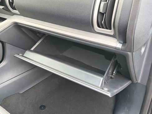 Used 2025 Ford Expedition Max Active image 36