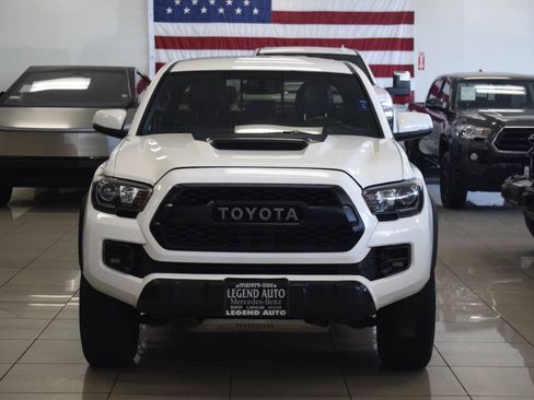 Used 2017 Toyota Tacoma TRD Pro AWD/4WD image 4