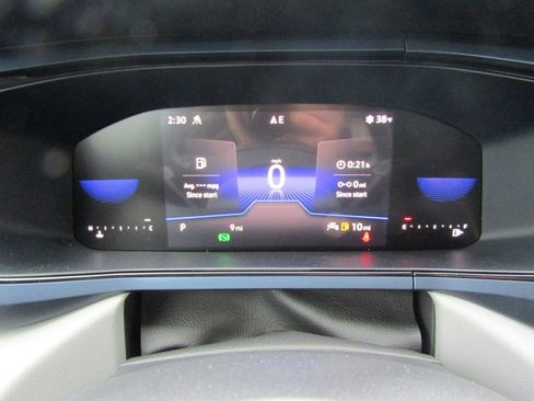 New 2024 Volkswagen Taos SE image 17