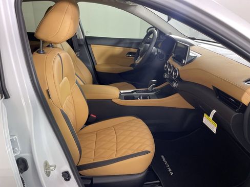 New 2025 Nissan Sentra SV w/ SV Premium Package image 40