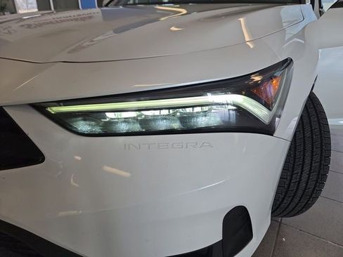 Certified 2023 Acura Integra Base image 26