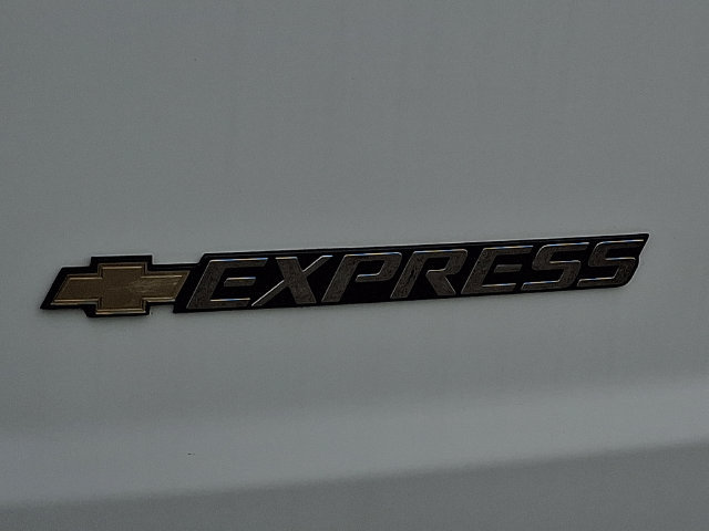 Used 2025 Chevrolet Express 2500 w/ Driver Convenience Package RWD image 32