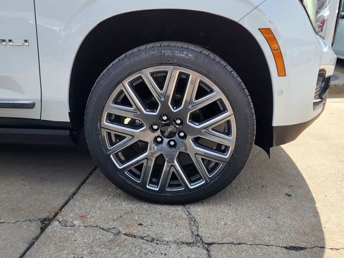 New 2026 GMC Yukon XL Denali Ultimate AWD/4WD image 65