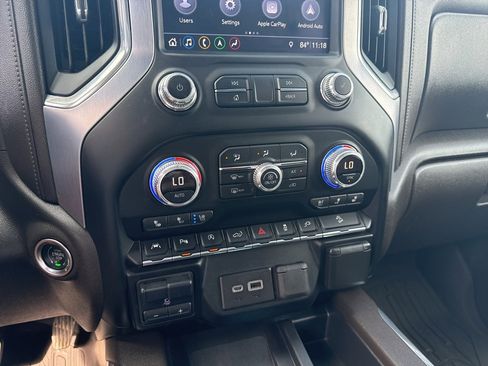 Used 2019 GMC Sierra 1500 SLT w/ SLT Premium Plus Package image 17