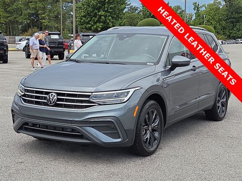 Used 2024 Volkswagen Tiguan Wolfsburg Edition FWD image 2