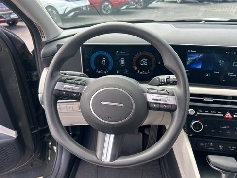 Used 2026 Hyundai Tucson SEL FWD image 34