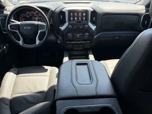 Used 2021 Chevrolet Silverado 1500 RST w/ Convenience Package II RWD image 13