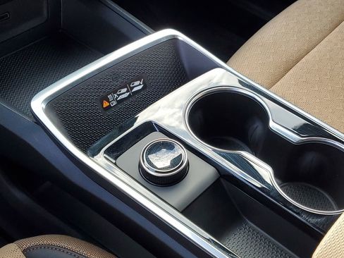 Certified 2025 Chevrolet Equinox ACTIV w/ Safety and Technology Package image 25