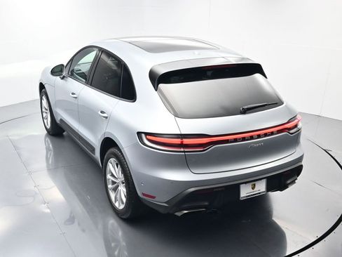 Used 2022 Porsche Macan image 39